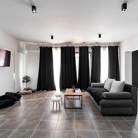 Gkr Luxury Apartments Athens Exterior photo